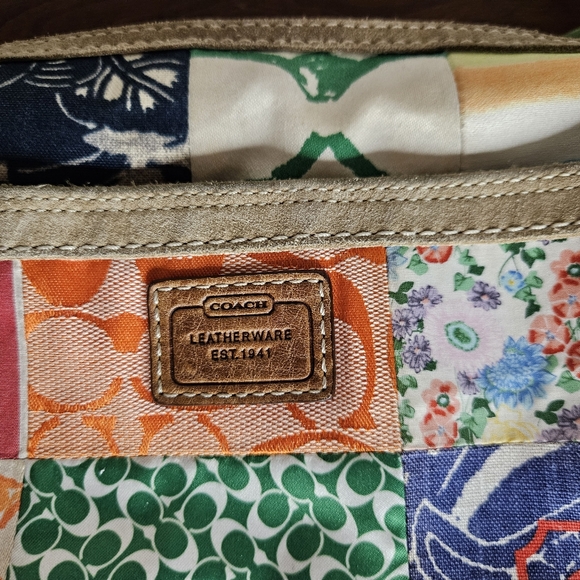 Limited Edition Coach Hampton Patchwork Y2K Small Bag - Picture 2 of 9